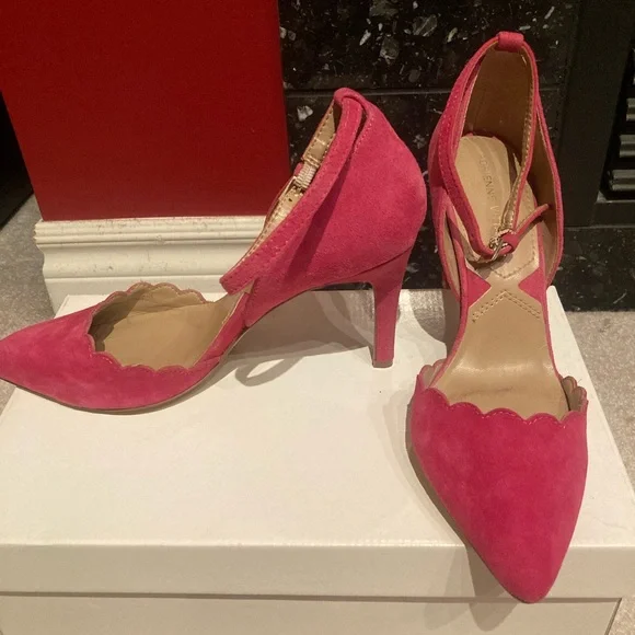Adrienne Vittadini Fuchsia Pink Suede Shoe with Ankle Strap - Picture 1 of 5